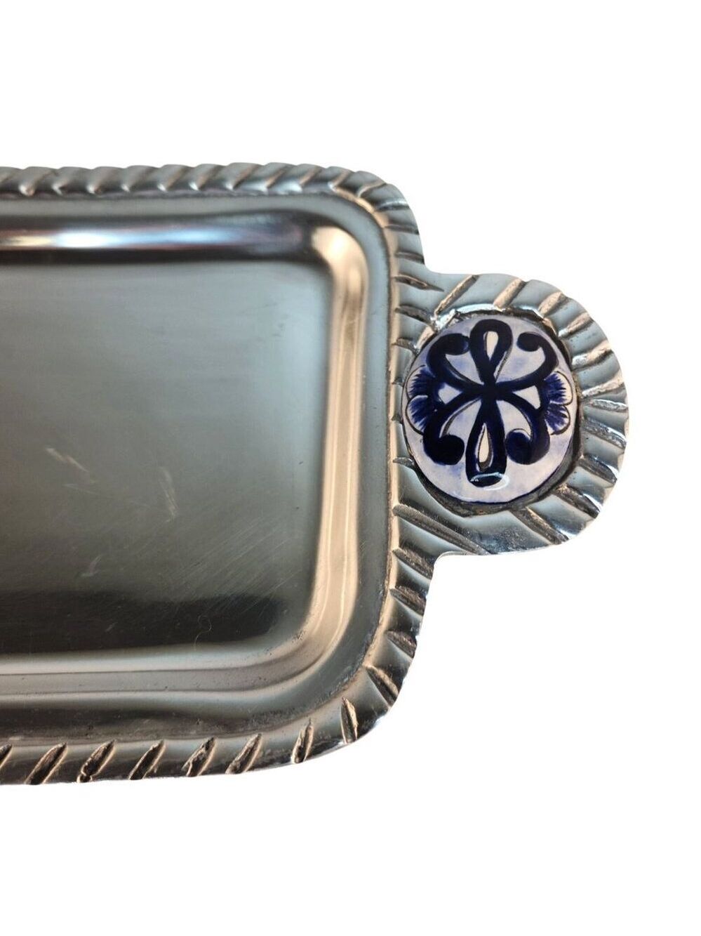 Decorative Aluminum Serving Tray With Hand-Painted Ceramic Talavar Handle Accent - Picture 10 of 11